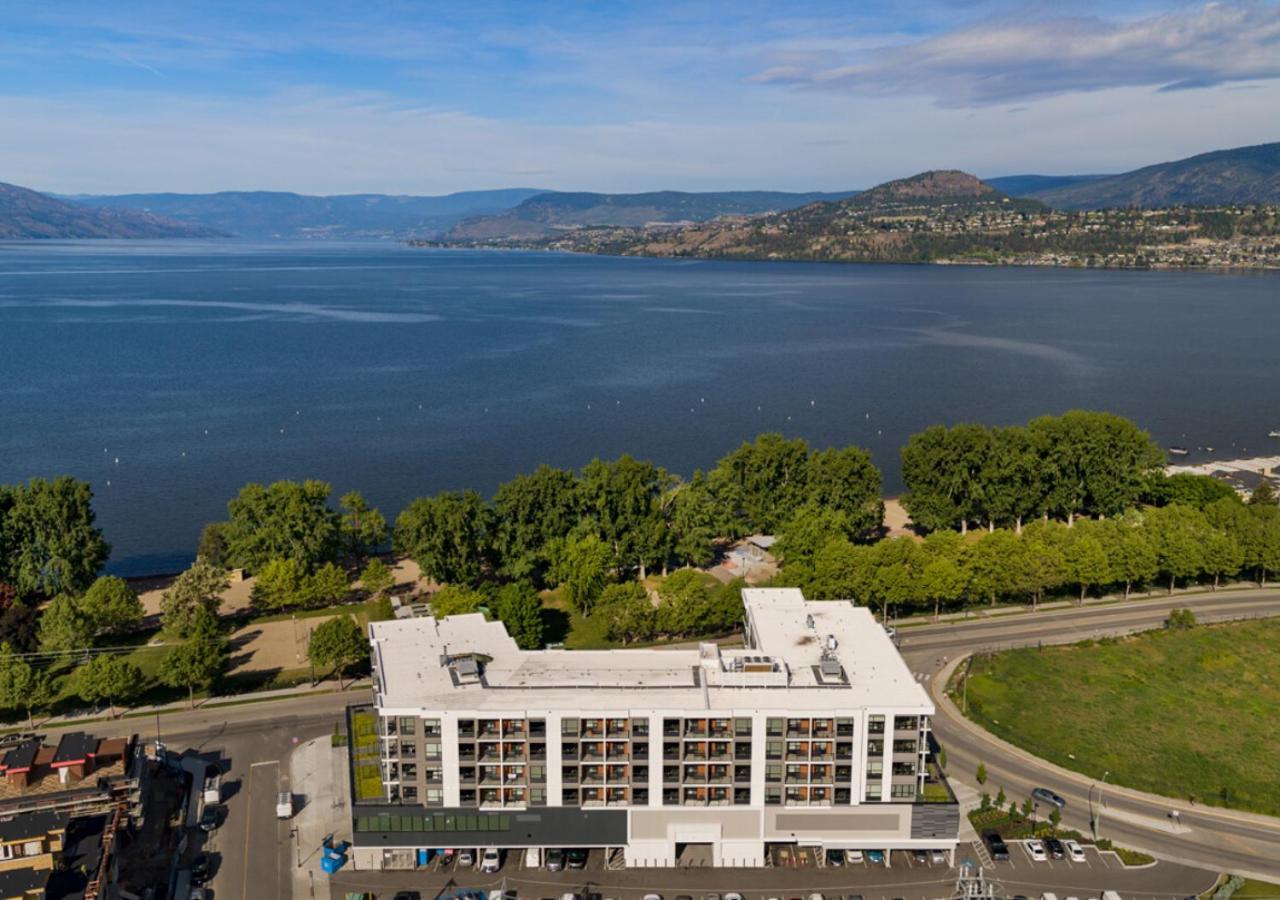 The Shore Kelowna Exteriör bild